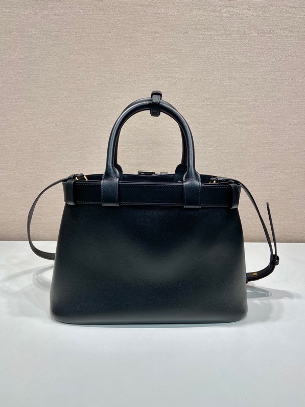 Pra*a top handle bags
